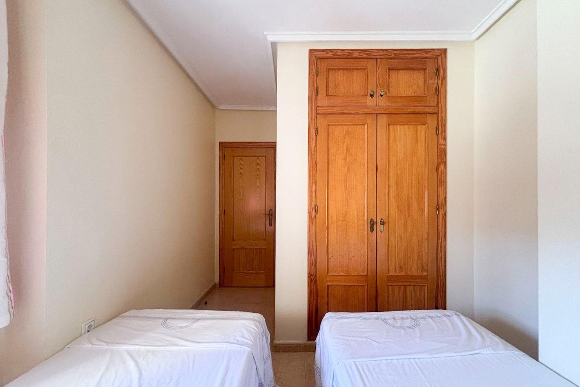 Resale - Apartment -
Torrevieja - Centro