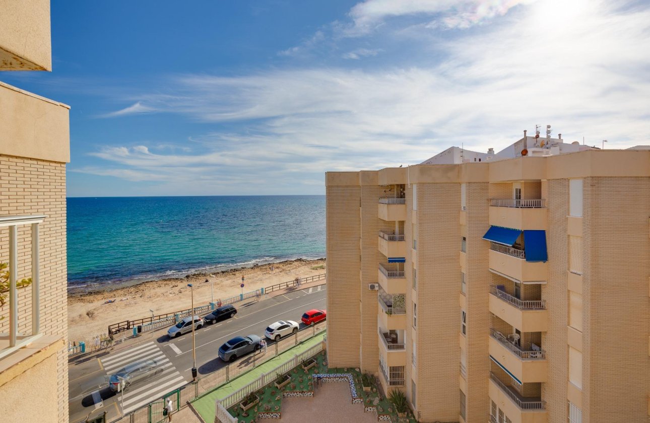 Resale - Apartment -
Torrevieja - Centro