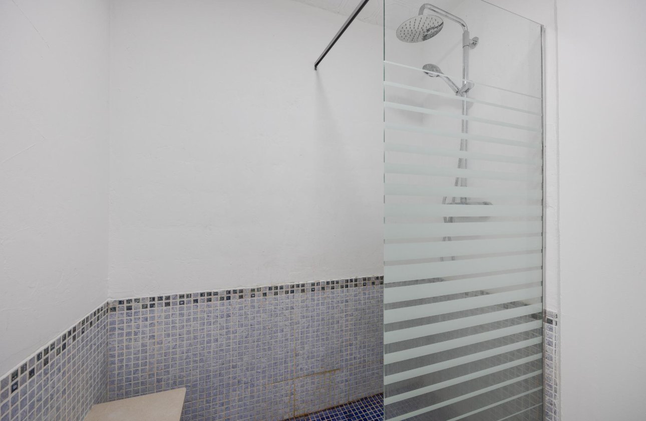 Resale - Apartment -
Torrevieja - Centro