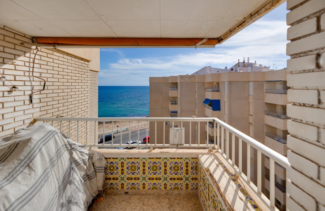 Resale - Apartment -
Torrevieja - Centro