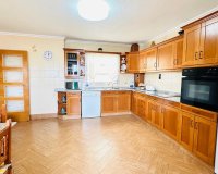 Resale - Apartment -
Torrevieja - Centro