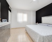 Resale - Apartment -
Torrevieja - Centro