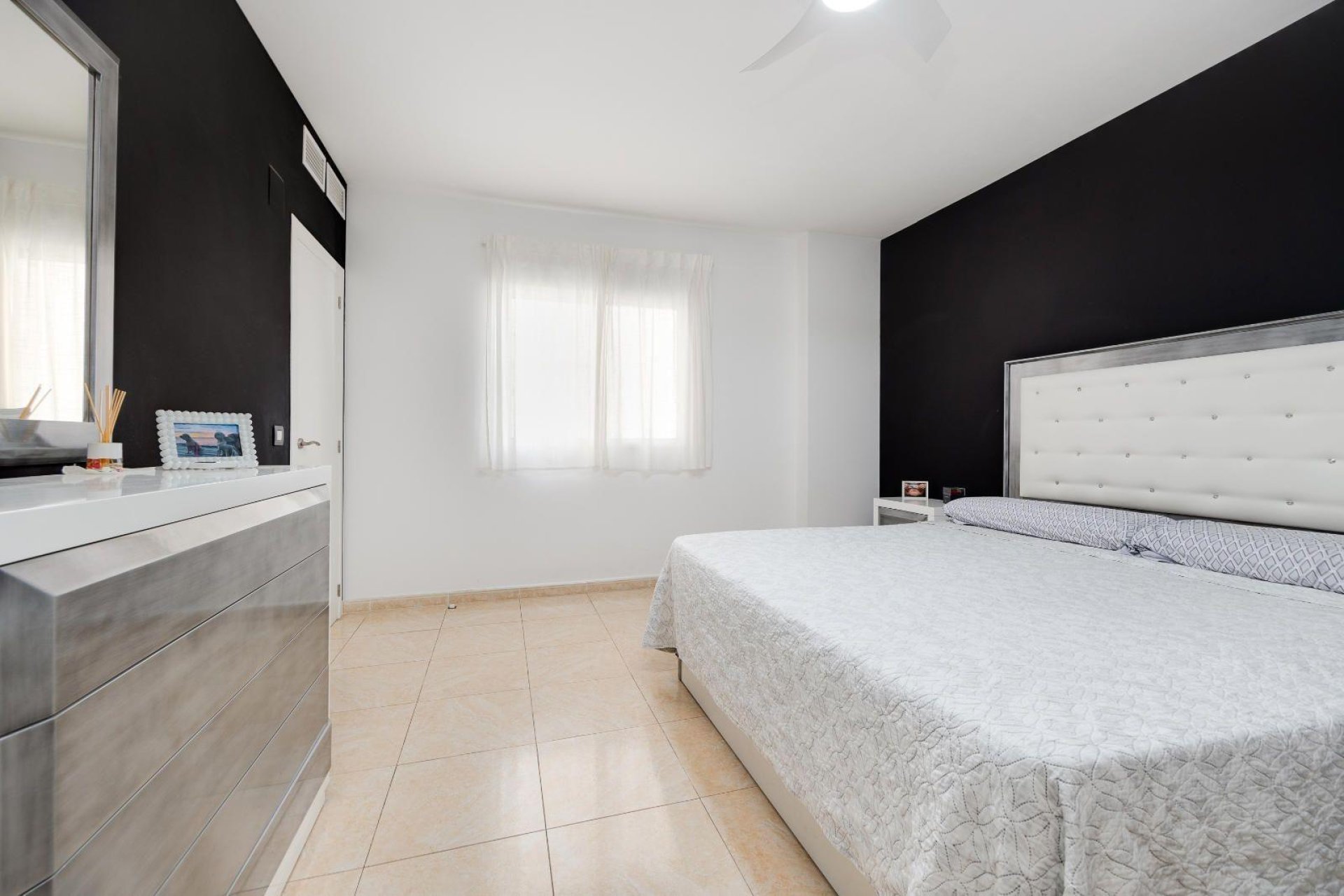 Resale - Apartment -
Torrevieja - Centro