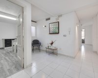 Resale - Apartment -
Torrevieja - Centro