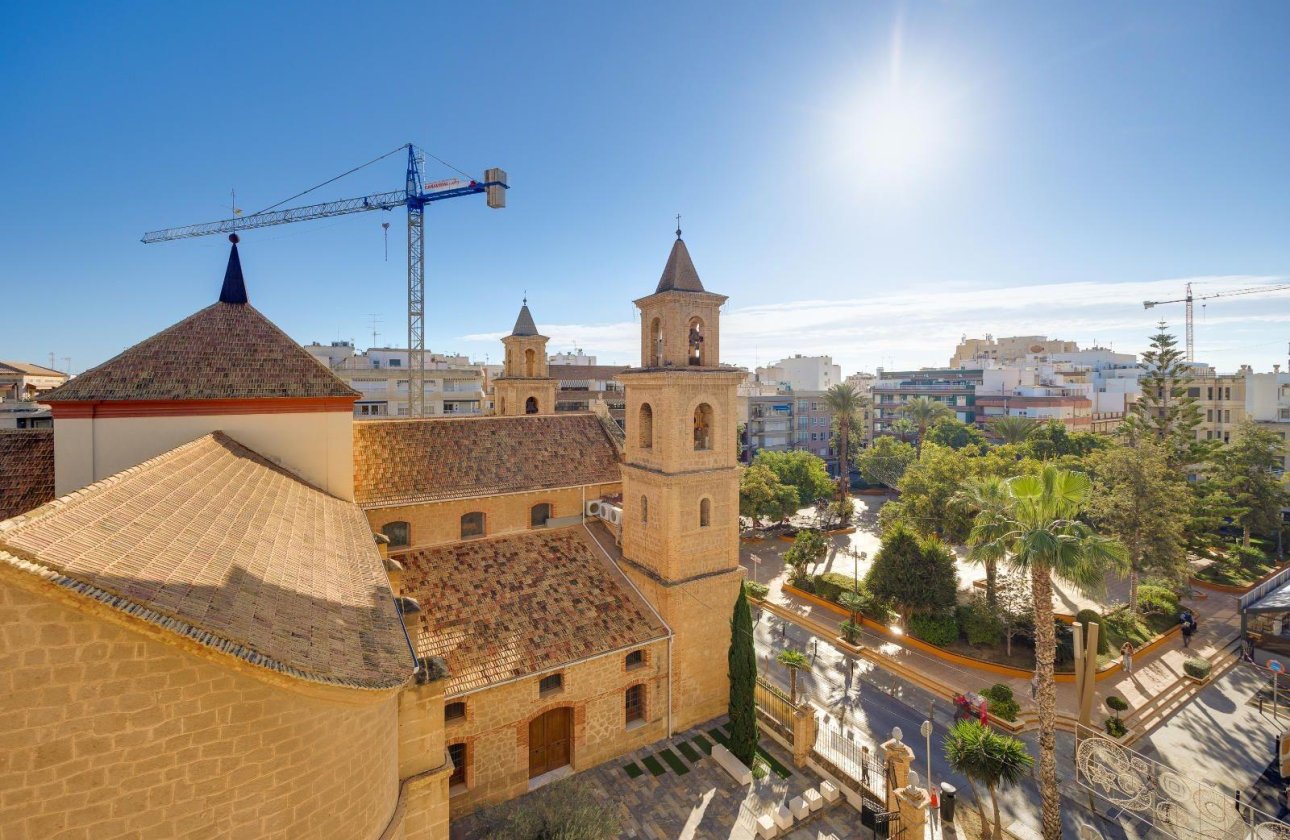 Resale - Apartment -
Torrevieja - Centro