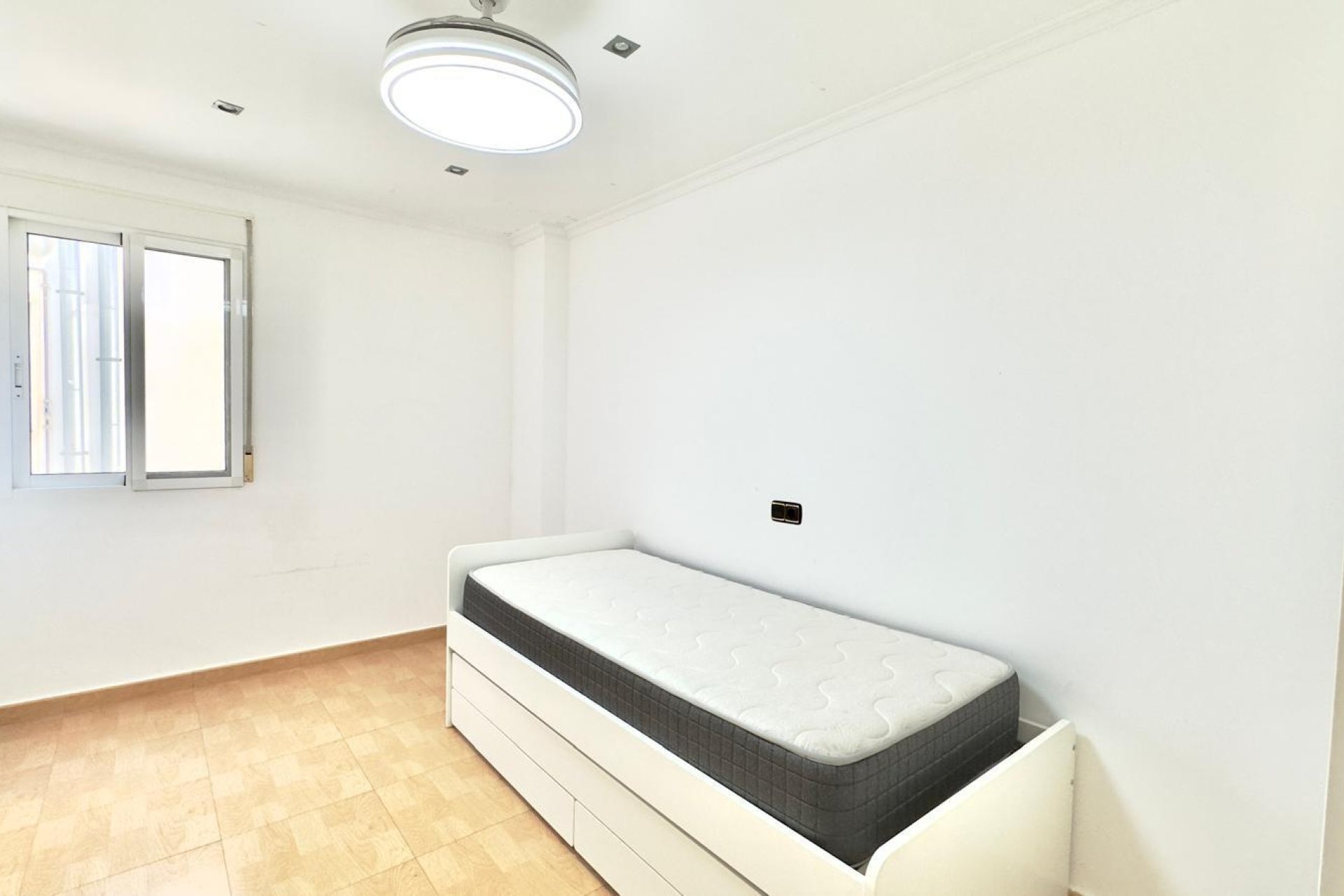 Resale - Apartment -
Torrevieja - Centro