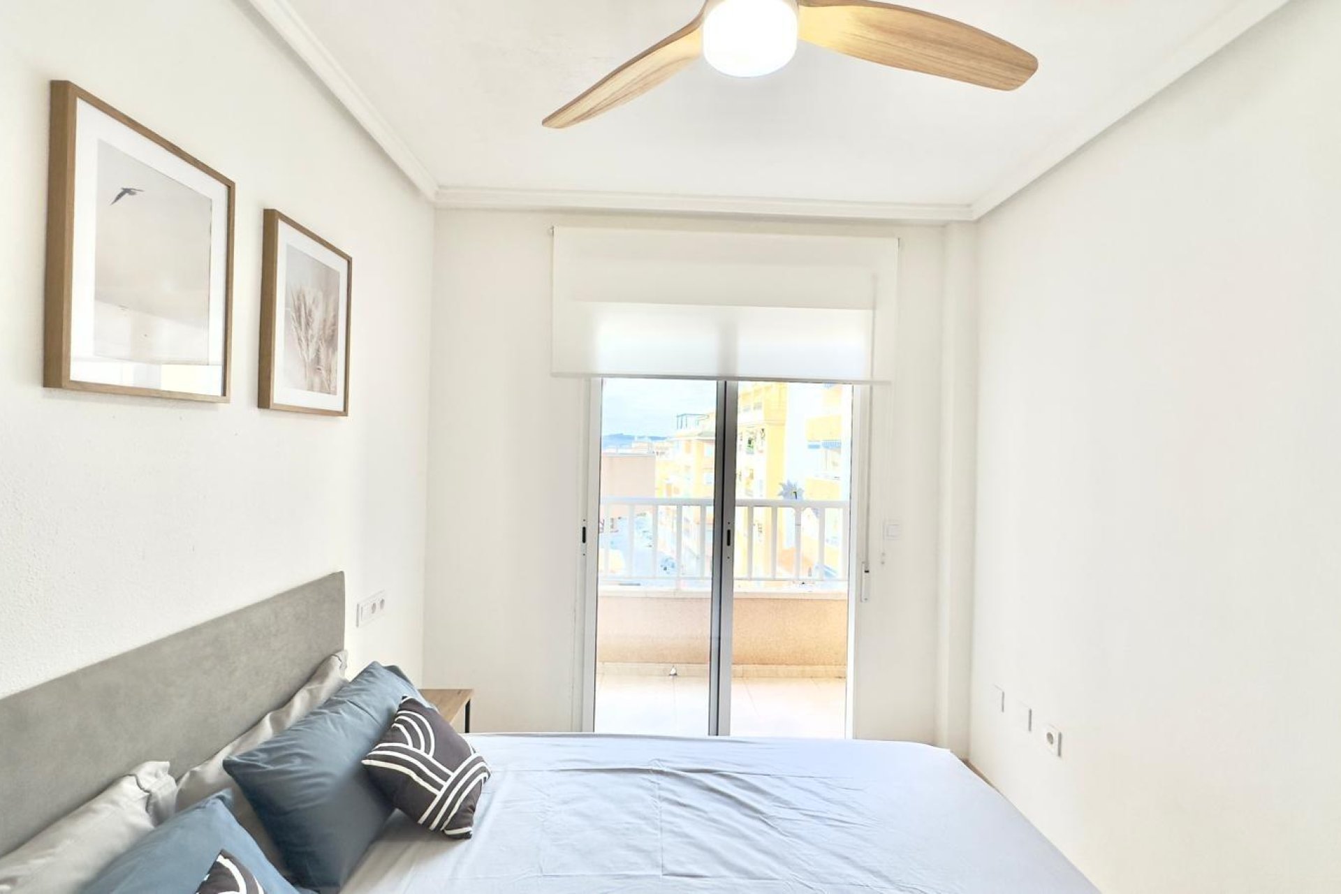 Resale - Apartment -
Torrevieja - Centro
