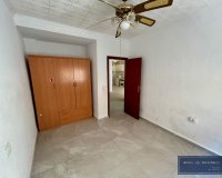 Resale - Apartment -
Torrevieja - Centro