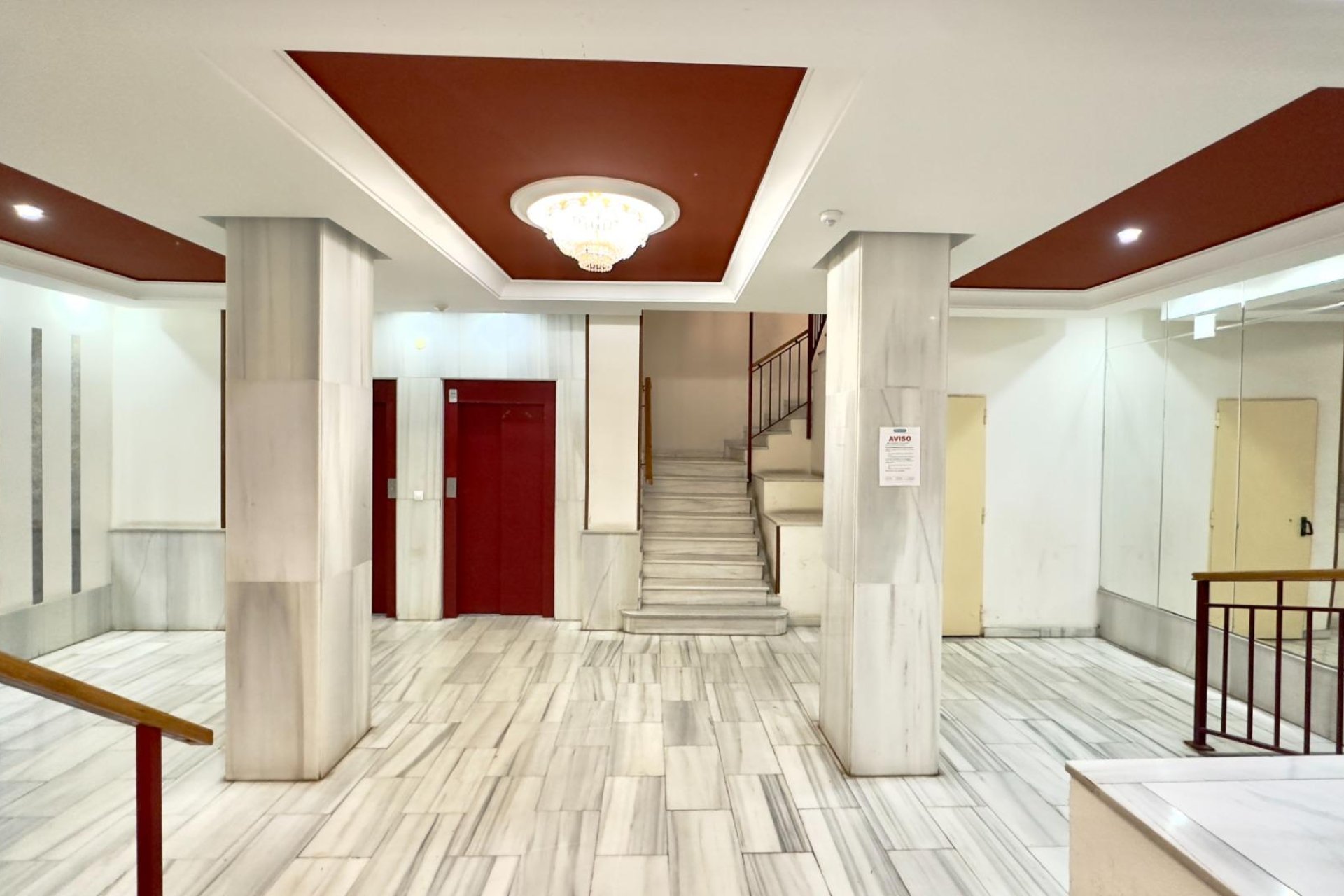 Resale - Apartment -
Torrevieja - Centro