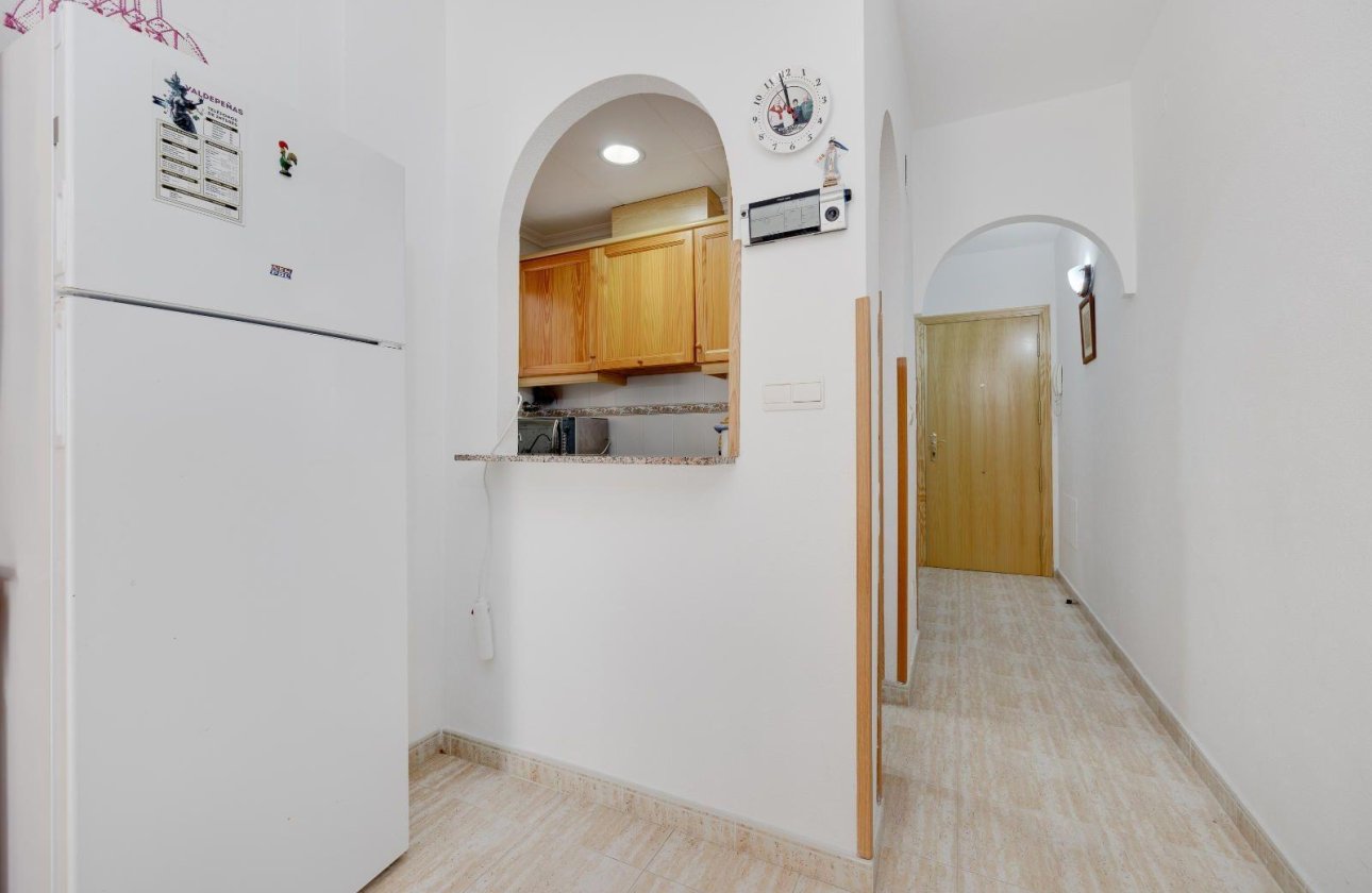 Resale - Apartment -
Torrevieja - Centro