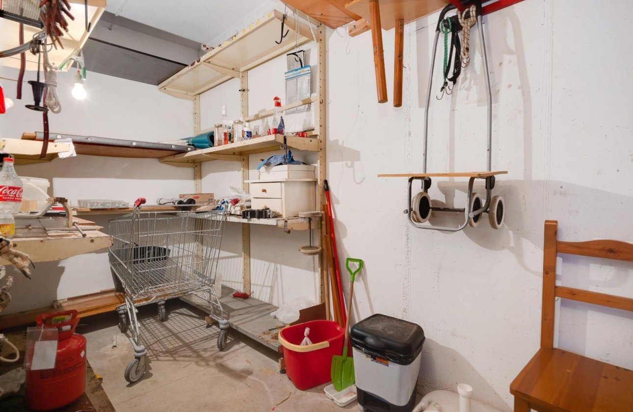 Resale - Apartment -
Torrevieja - Centro