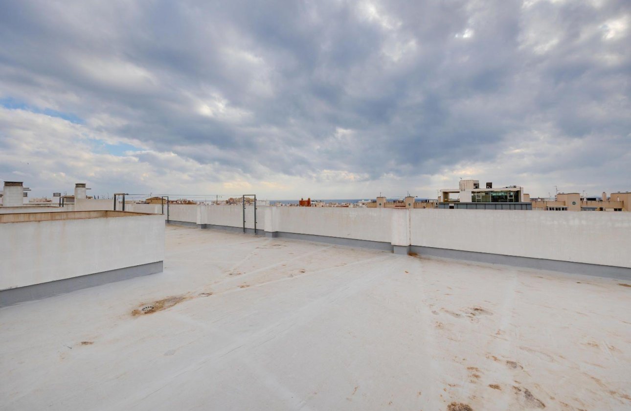 Resale - Apartment -
Torrevieja - Centro