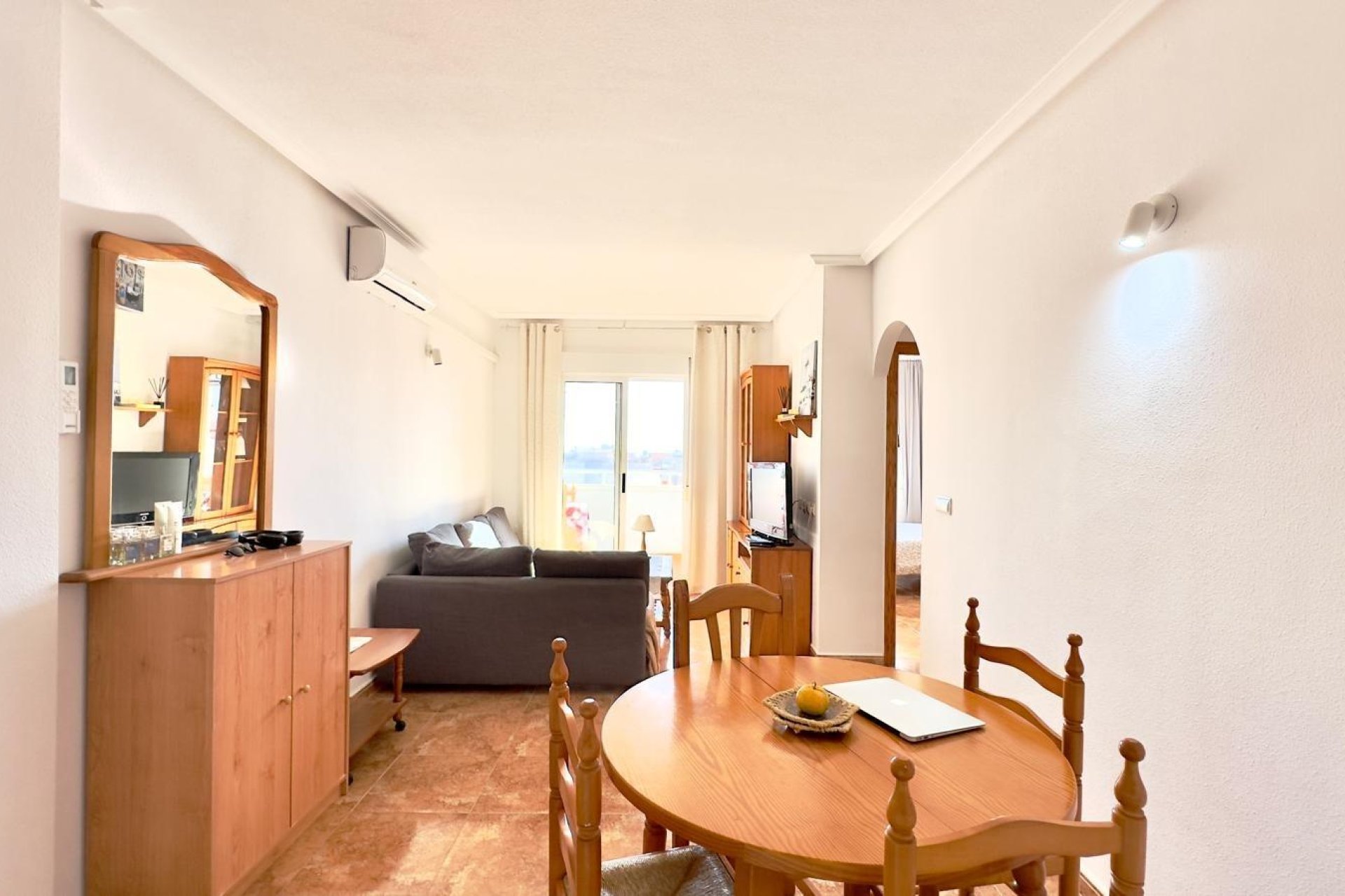 Resale - Apartment -
Torrevieja - Centro