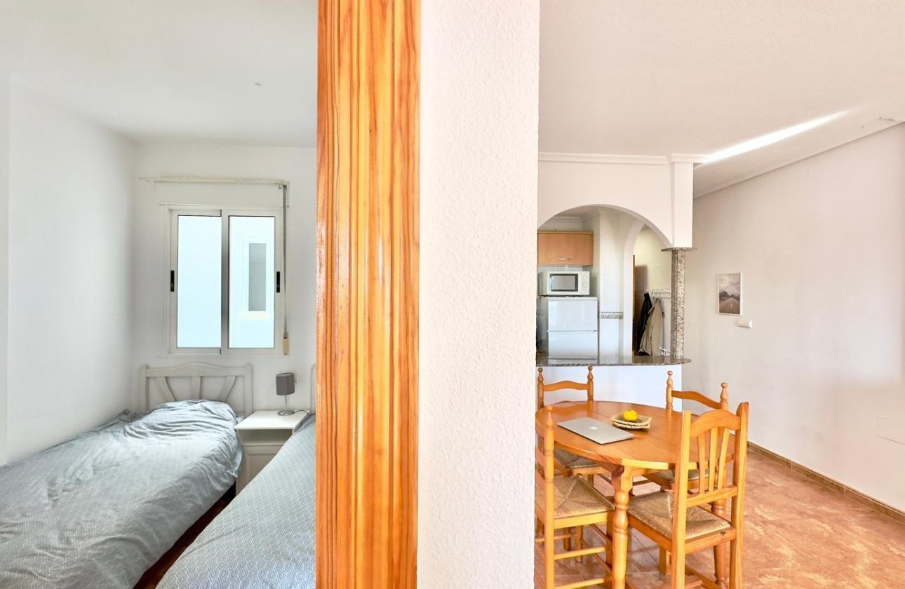 Resale - Apartment -
Torrevieja - Centro