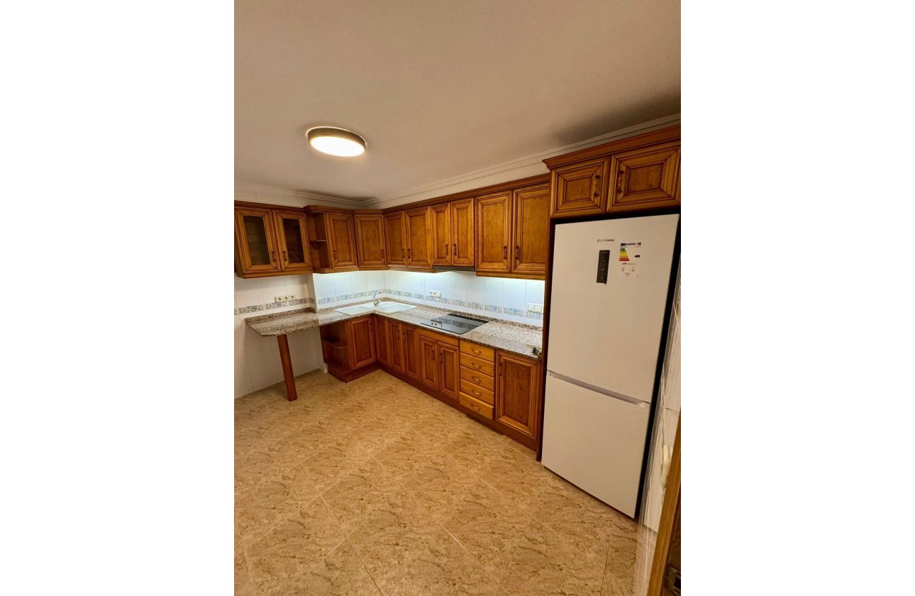 Resale - Apartment -
Torrevieja - Centro