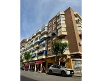 Resale - Apartment -
Torrevieja - Centro