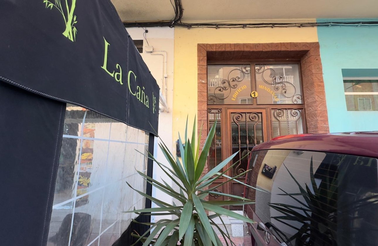 Resale - Apartment -
Torrevieja - Centro