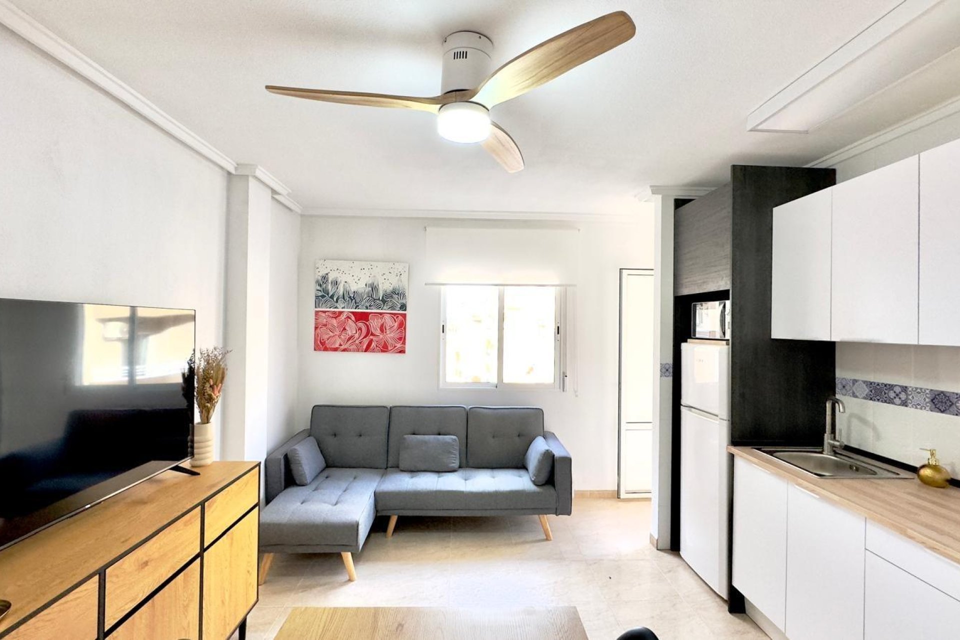 Resale - Apartment -
Torrevieja - Centro