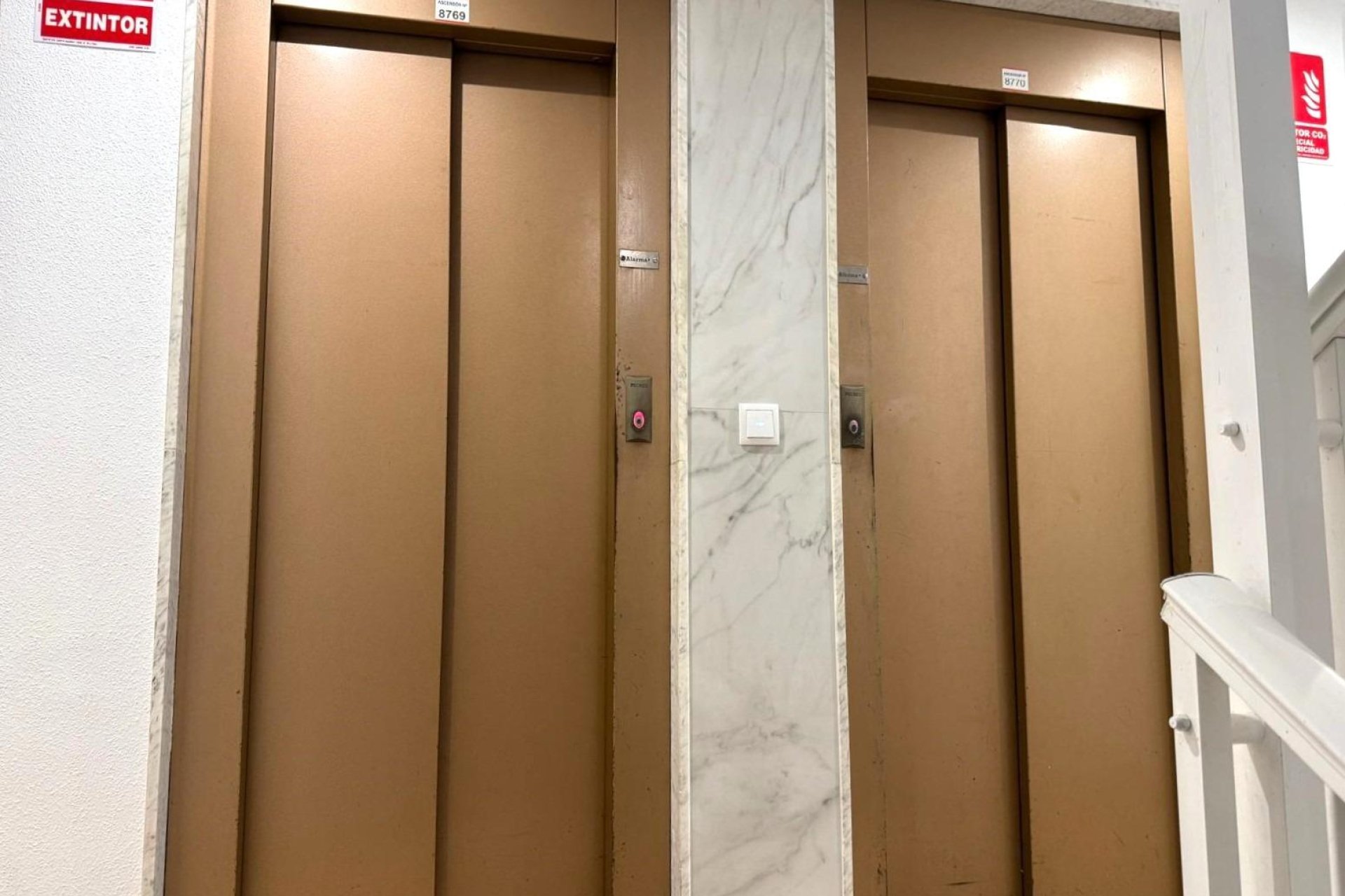 Resale - Apartment -
Torrevieja - Centro