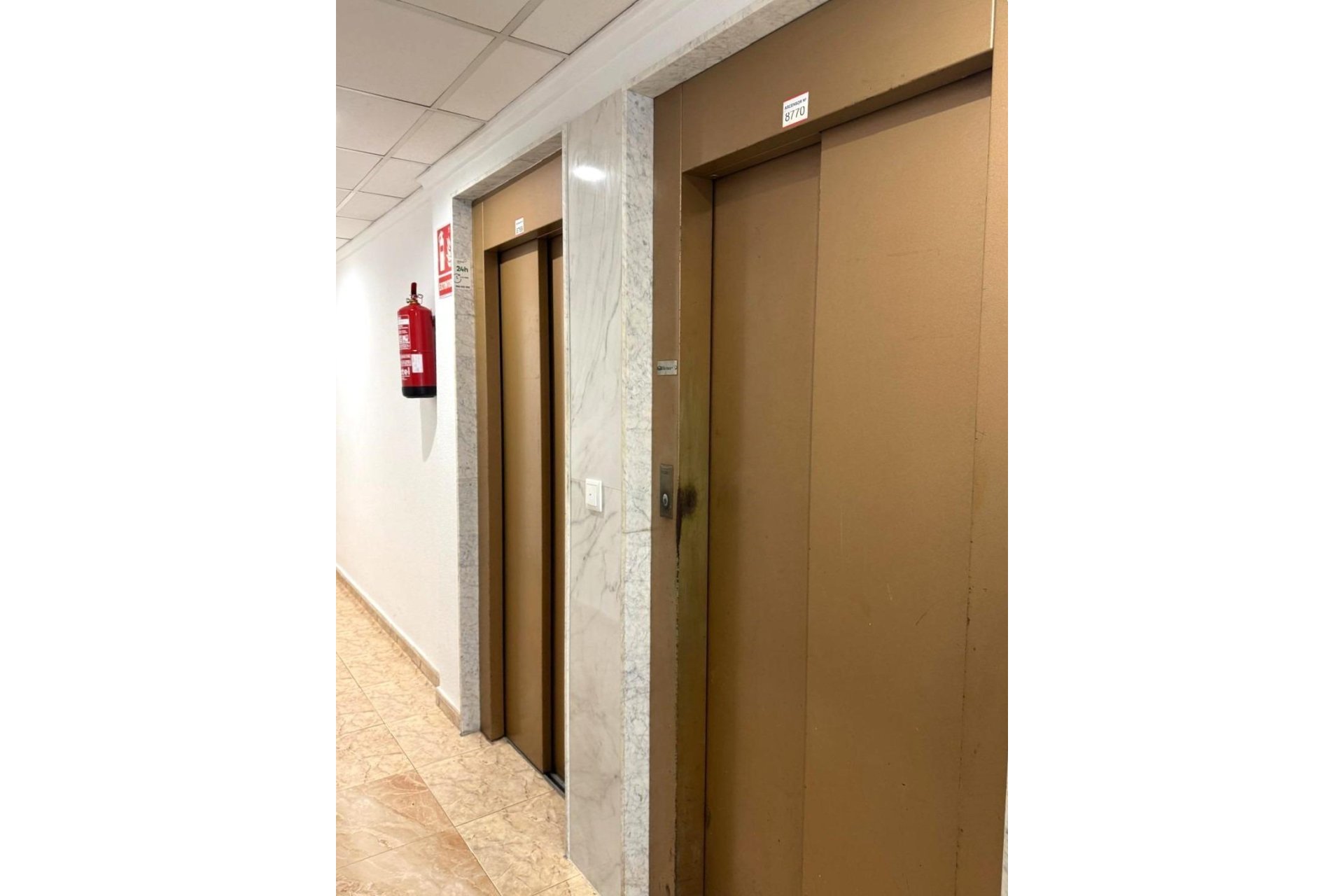 Resale - Apartment -
Torrevieja - Centro