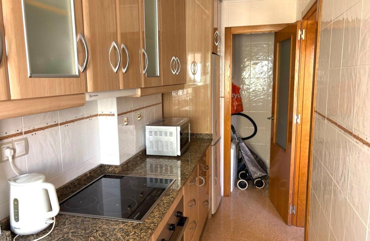 Resale - Apartment -
Torrevieja - Centro