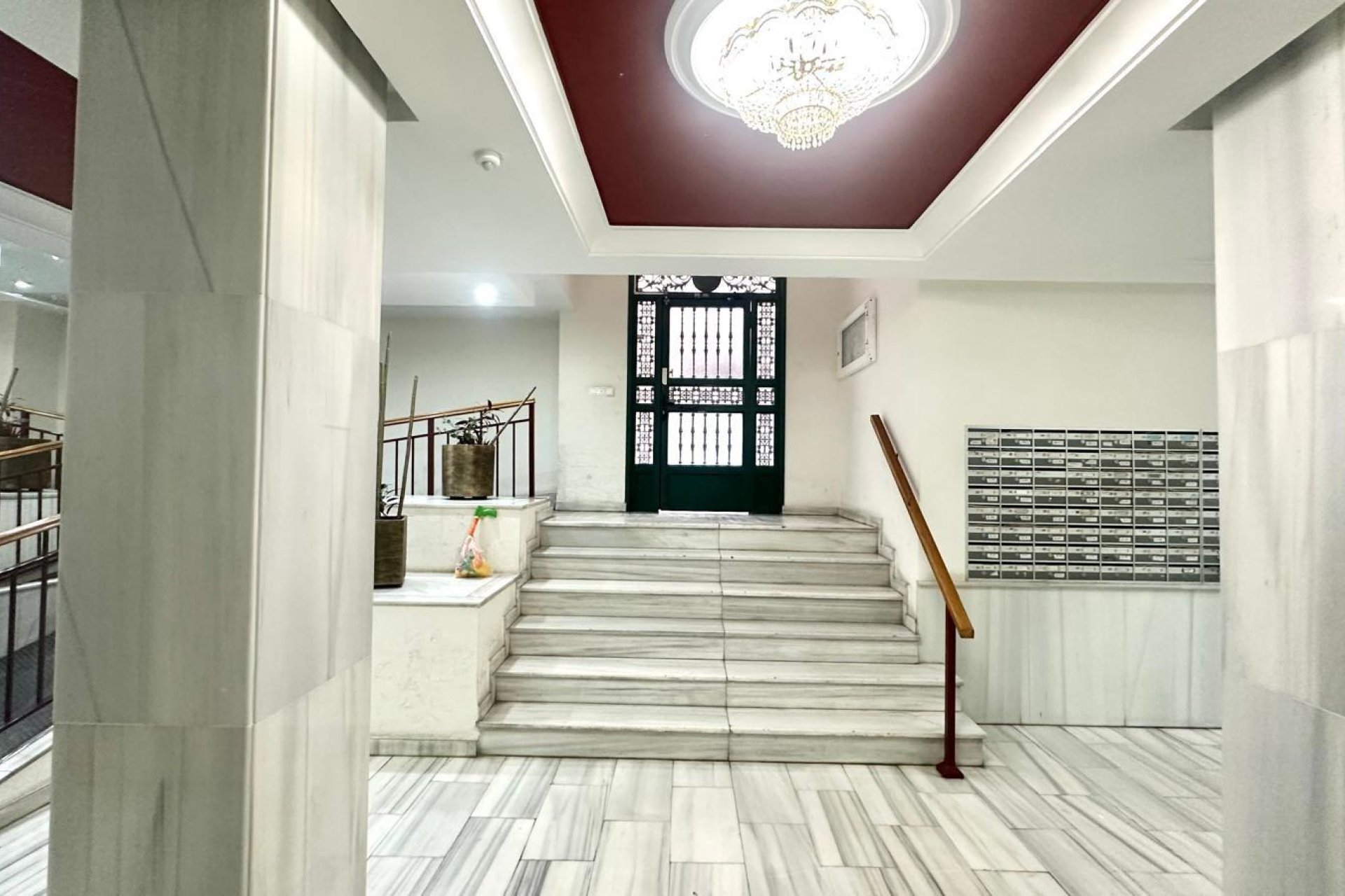 Resale - Apartment -
Torrevieja - Centro