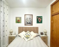Resale - Apartment -
Torrevieja - Centro