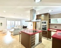 Resale - Apartment -
Torrevieja - Centro