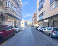 Resale - Apartment -
Torrevieja - Centro
