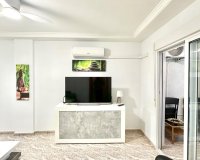 Resale - Apartment -
Torrevieja - Centro