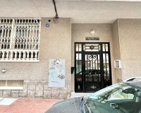 Resale - Apartment -
Torrevieja - Centro