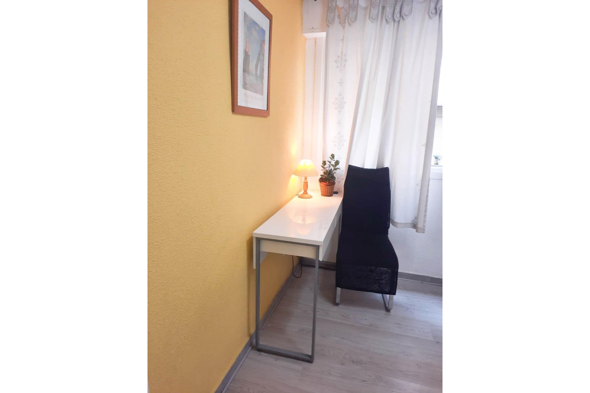 Resale - Apartment -
Torrevieja - Centro