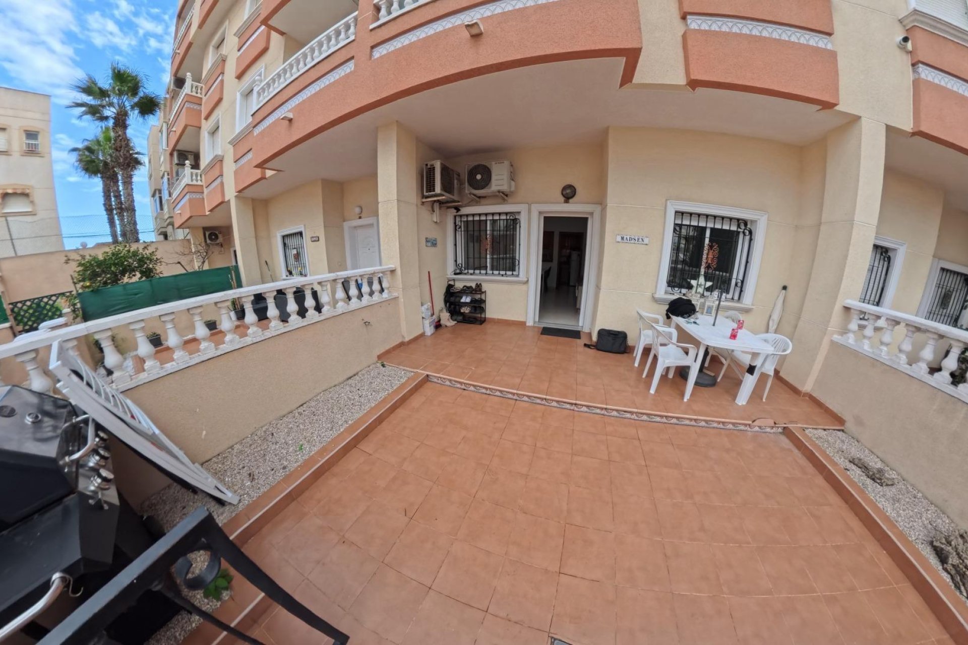 Resale - Apartment -
Torrevieja - Centro