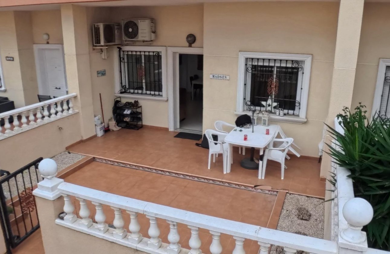 Resale - Apartment -
Torrevieja - Centro