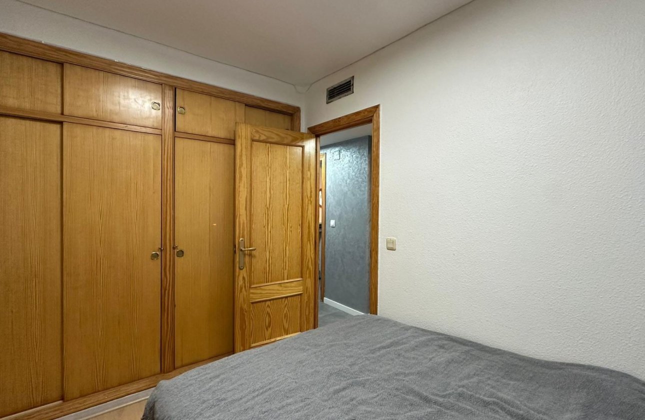 Resale - Apartment -
Torrevieja - Centro