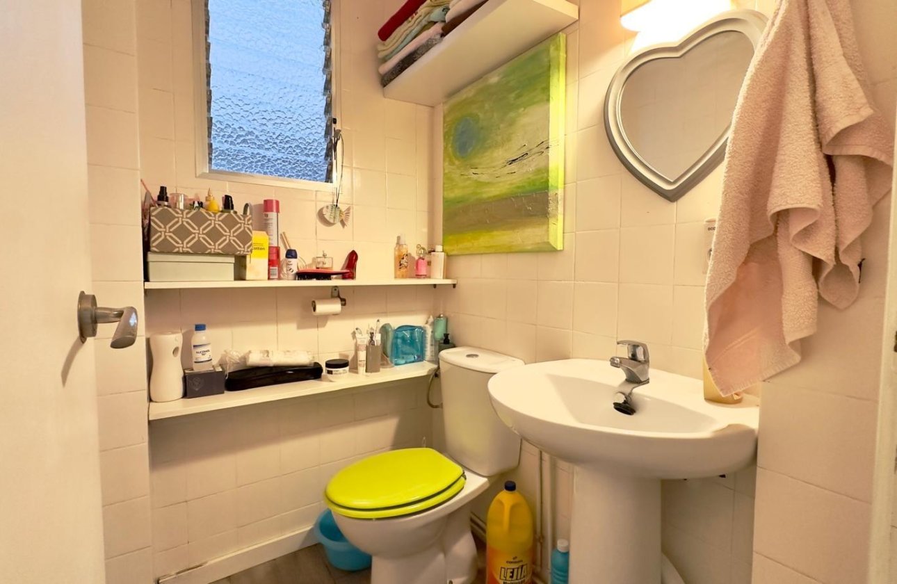 Resale - Apartment -
Torrevieja - Centro