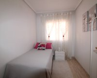 Resale - Apartment -
Torrevieja - Centro