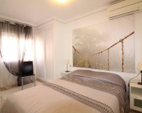 Resale - Apartment -
Torrevieja - Centro