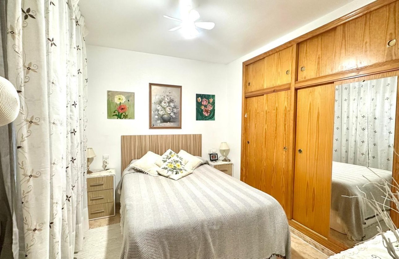 Resale - Apartment -
Torrevieja - Centro