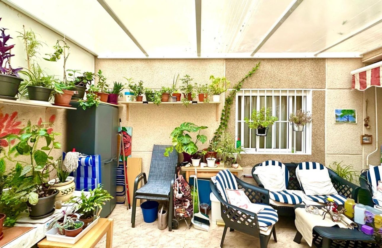 Resale - Apartment -
Torrevieja - Centro