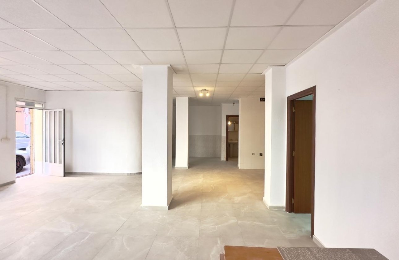 Resale - Apartment -
Torrevieja - Centro