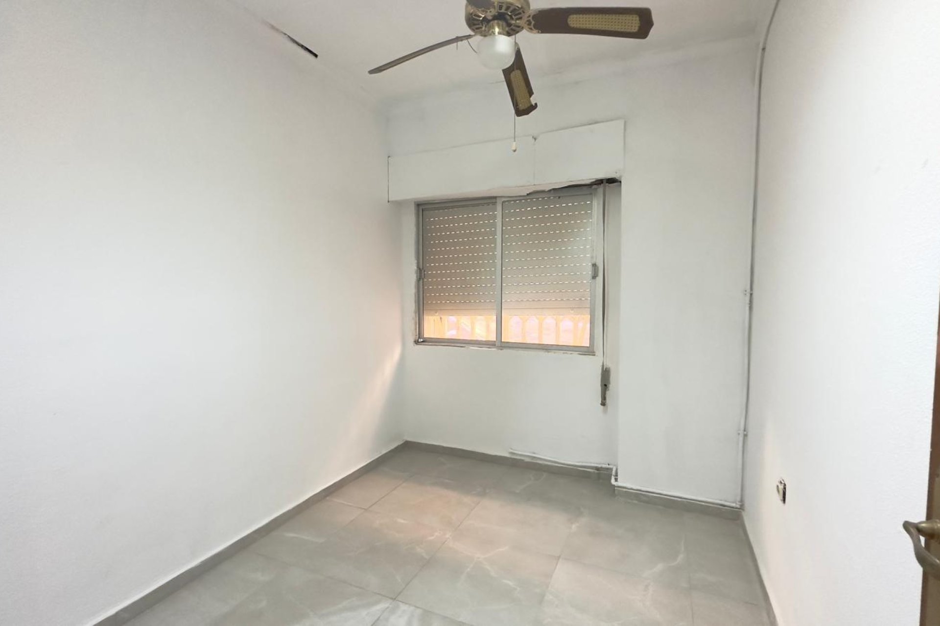 Resale - Apartment -
Torrevieja - Centro