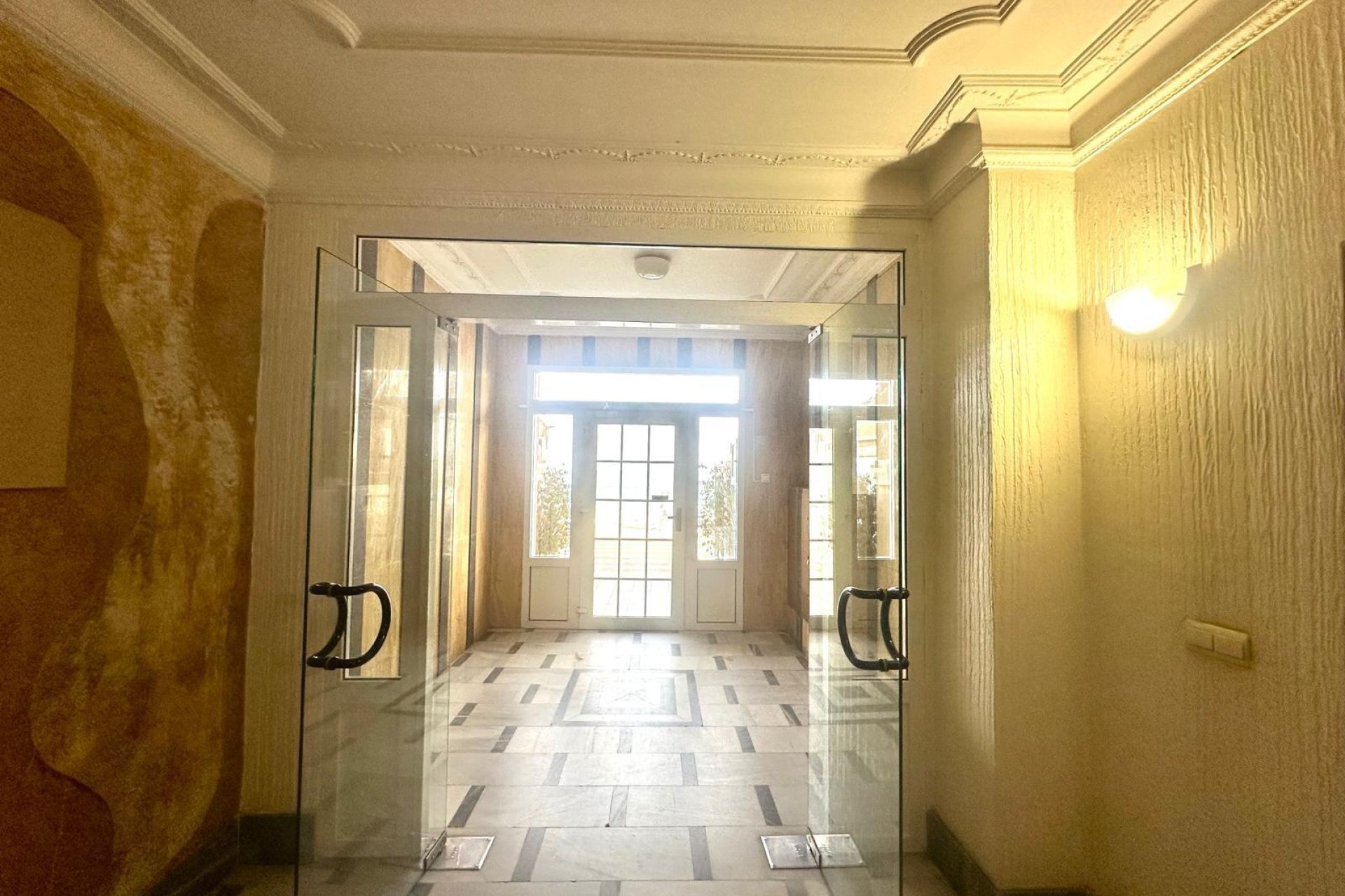 Resale - Apartment -
Torrevieja - Centro