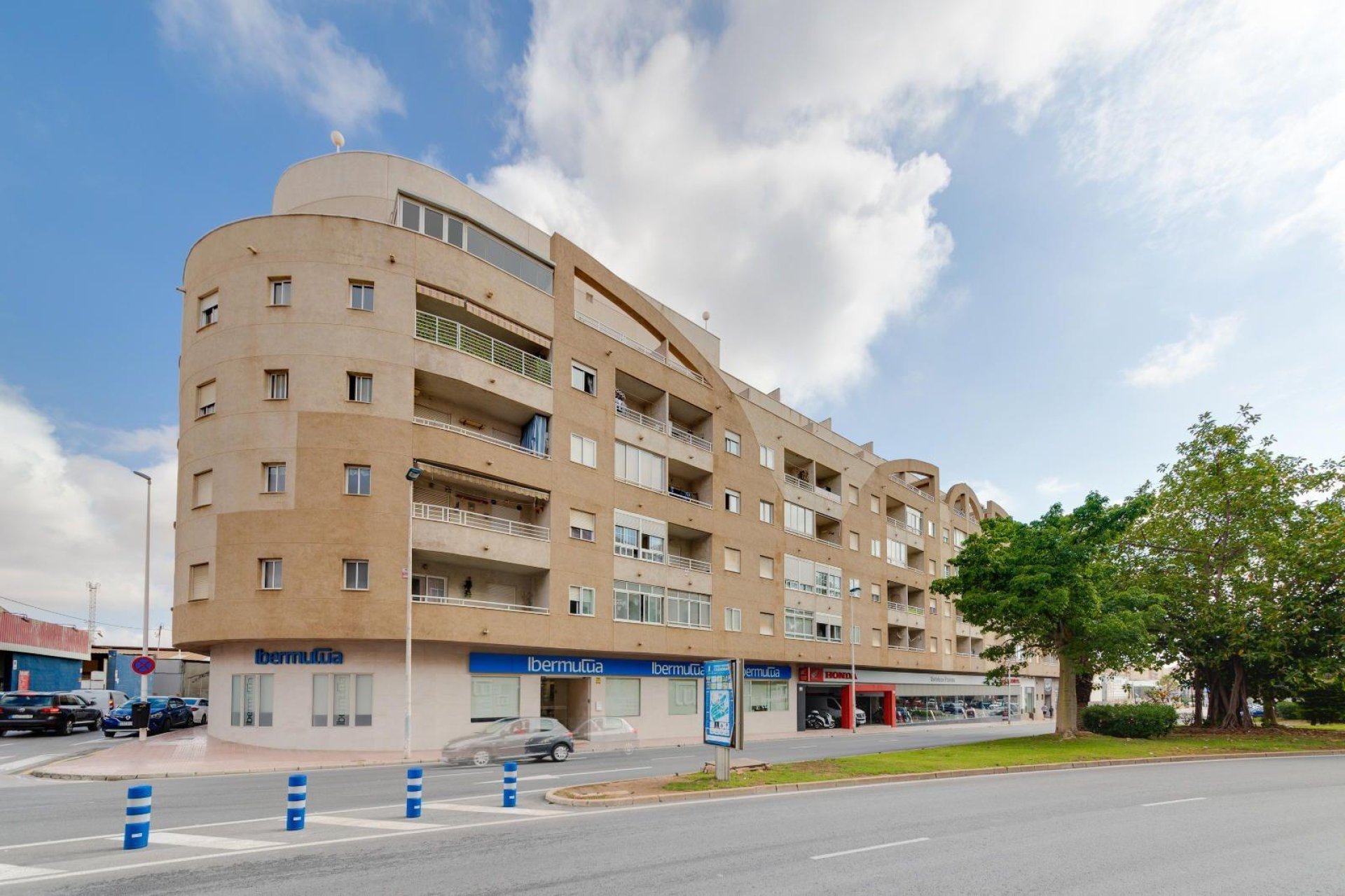 Resale - Apartment -
Torrevieja - Centro