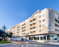 Resale - Apartment -
Torrevieja - Centro