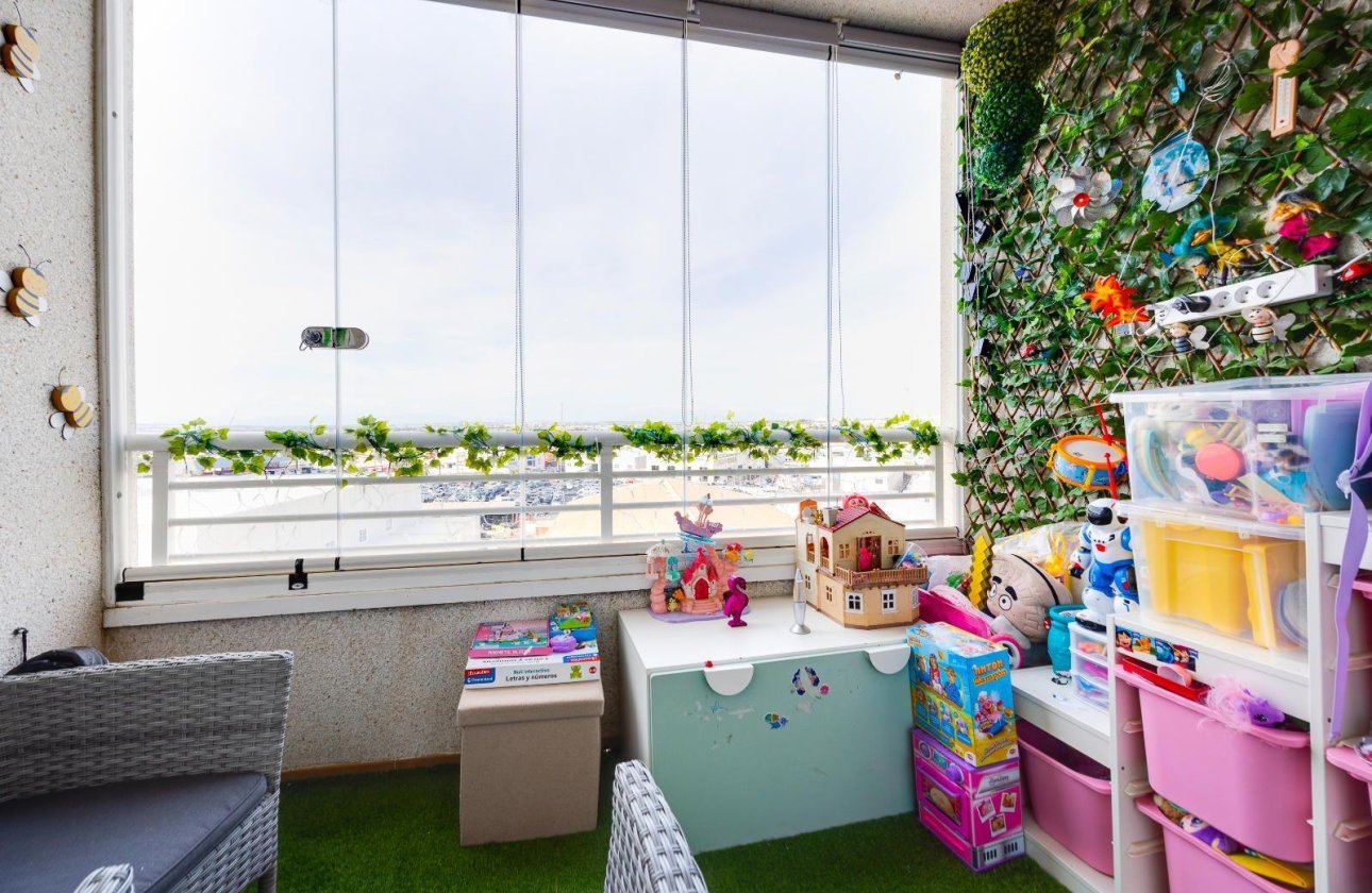 Resale - Apartment -
Torrevieja - Centro