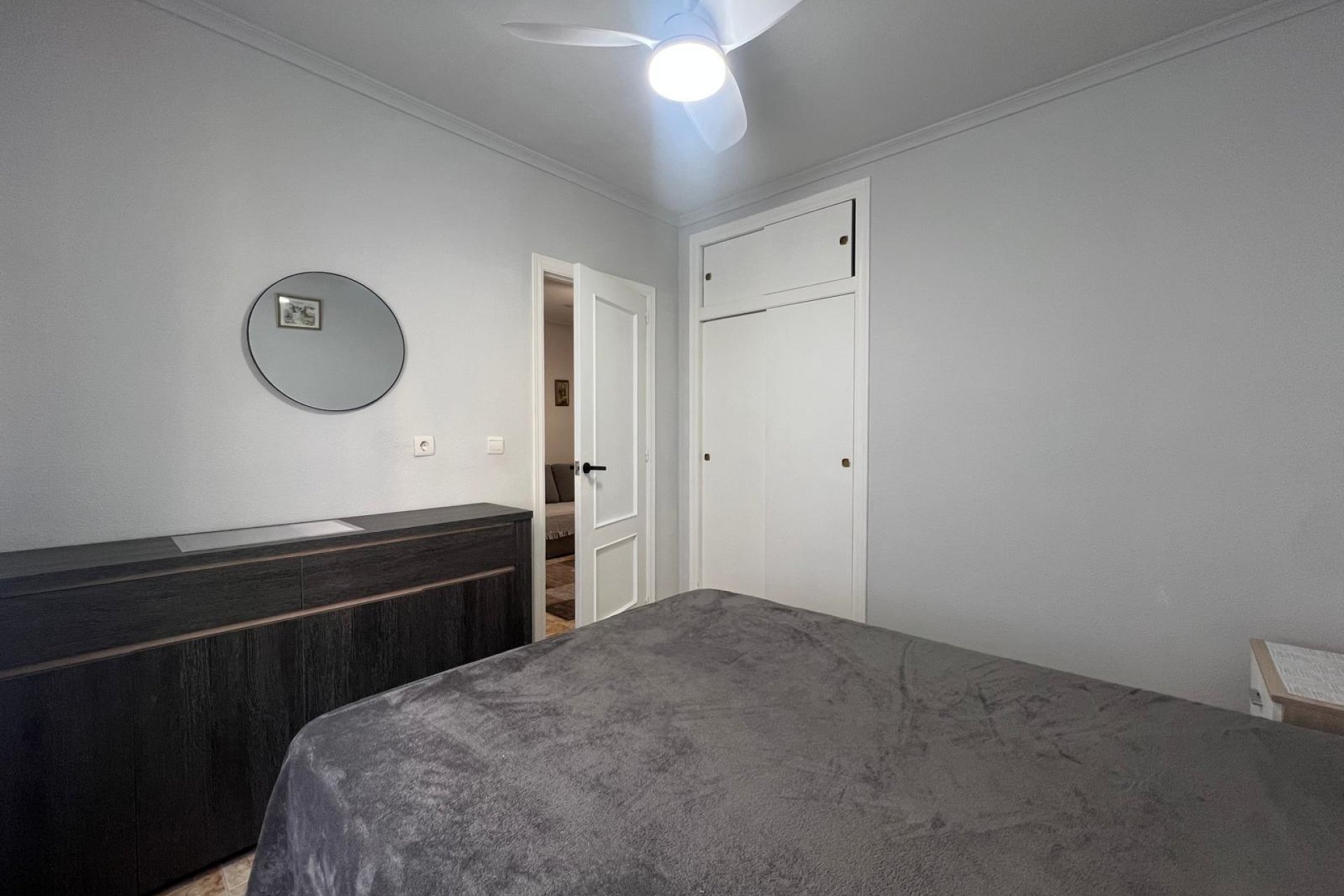 Resale - Apartment -
Torrevieja - Centro