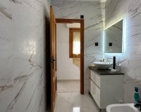 Resale - Apartment -
Torrevieja - Centro