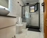 Resale - Apartment -
Torrevieja - Centro