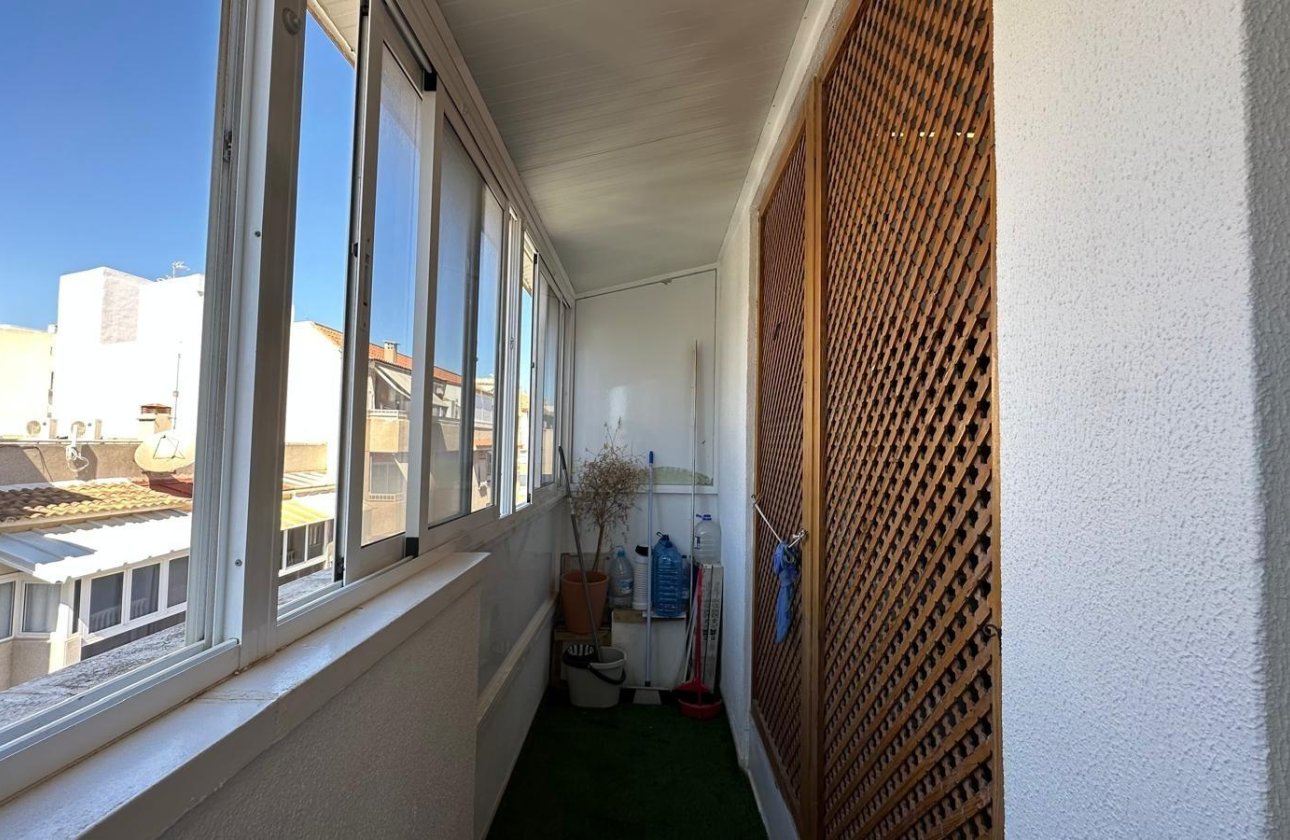 Resale - Apartment -
Torrevieja - Centro
